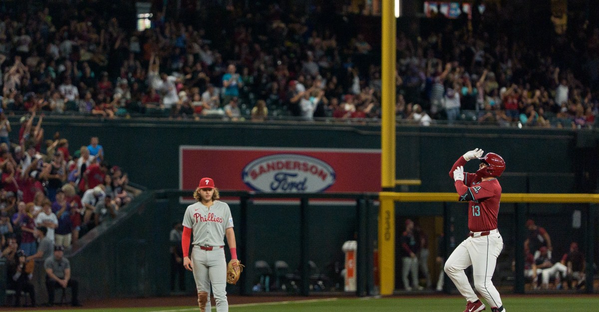 Phillies news: Rob Thomson, playoffs, Mike Trout