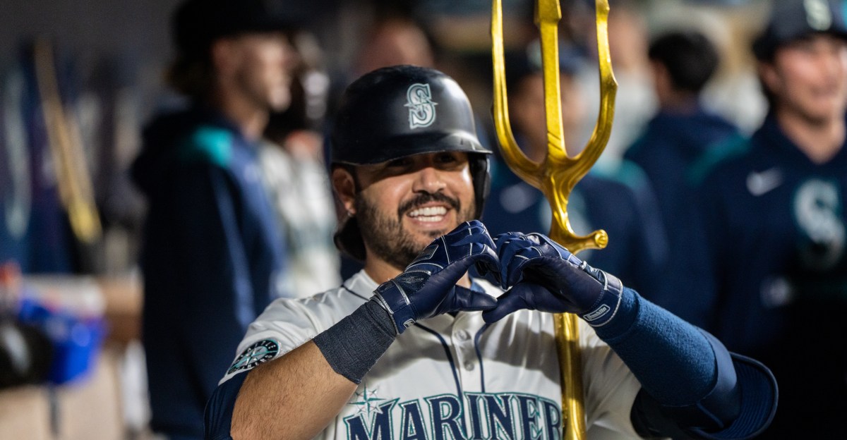 Mariners secure #2 seed and first-round bye for 2025 playoffs