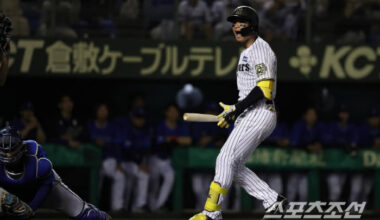 In the bottom of the 11th inning of 00 extra innings, a walk was thrown with no outs, and the closing loss manager apologized to the starting pitcher without losing a point in eight innings (Min Chang-ki