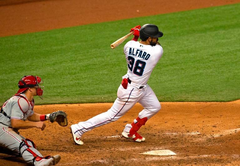 5-year Marliniversary: Alfaro caps comeback with walk-off single as Marlins edge Phillies - Marlins