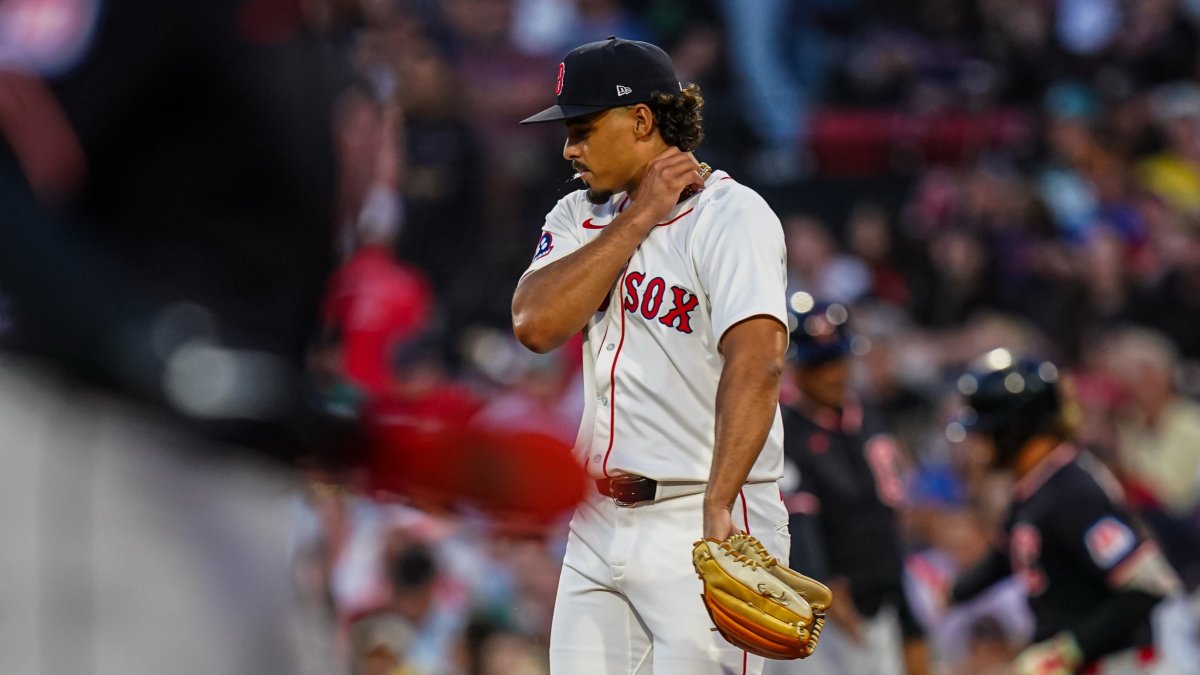 Jordan Hicks’ Red Sox ERA balloons to 8.20 after ugly outing vs. Cleveland – NBC Sports Boston