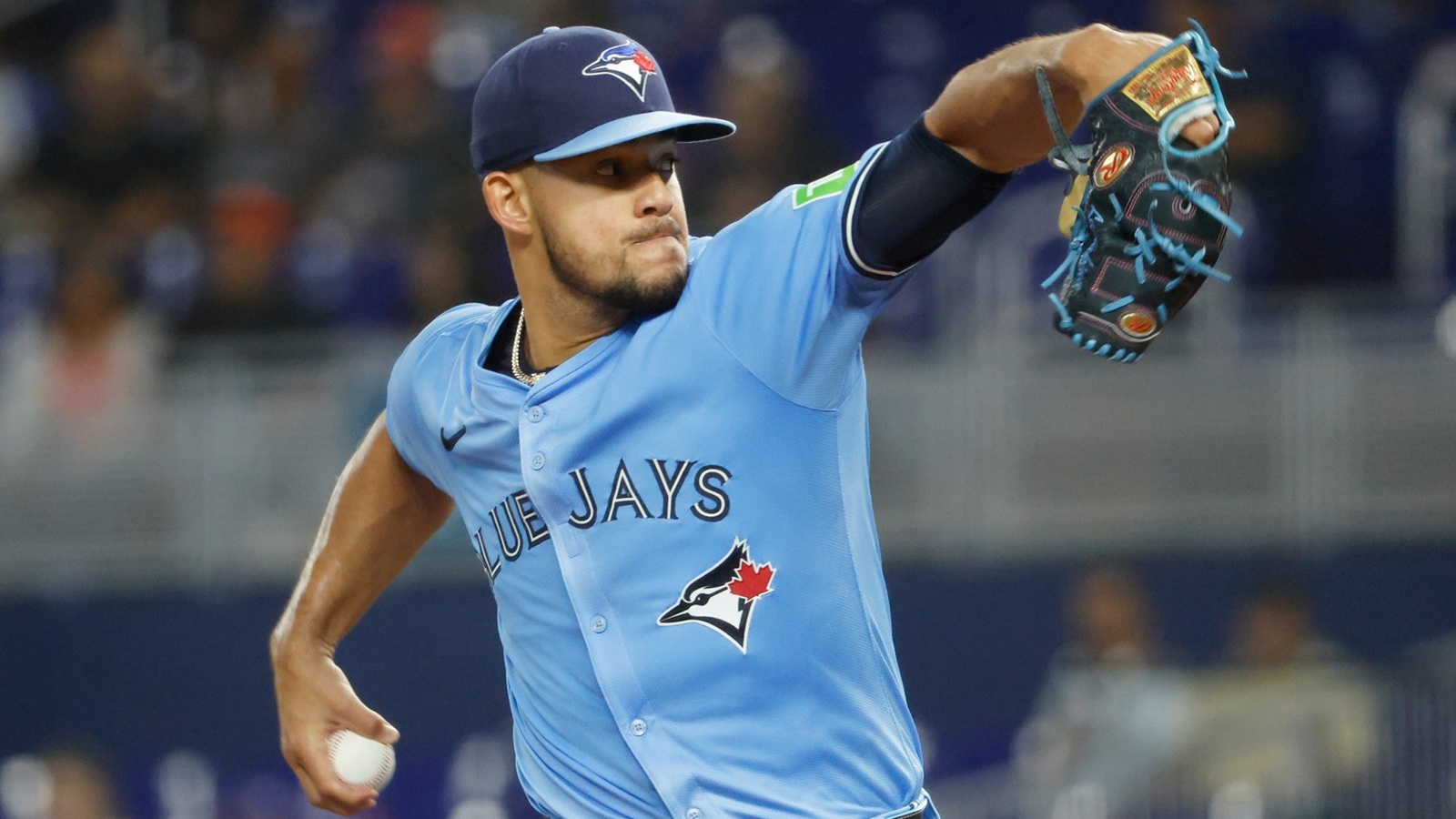 2-time All-Star pitcher gets demoted to the bullpen