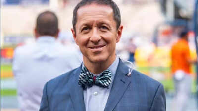 MLB Reporter Ken Rosenthal apologizes after a viral collision incident with the Milwaukee Brewers cameraman