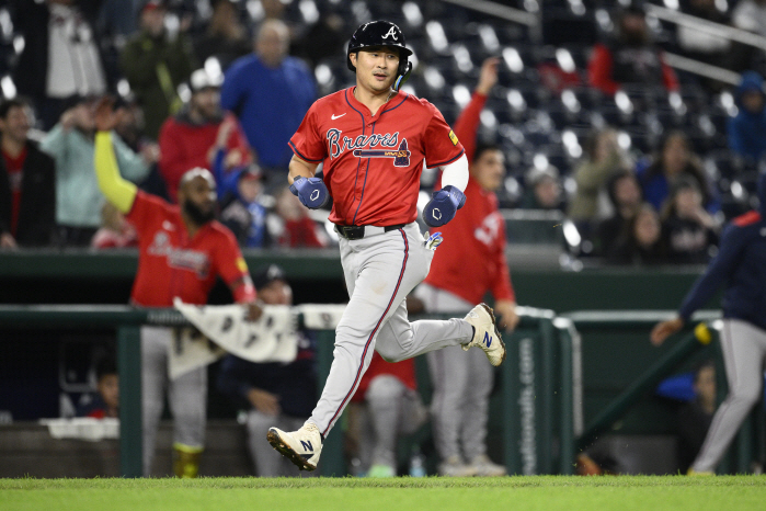 Kim Ha-sung enters the batting average of .300 after Atlanta's biggest harvest this year, DH's 3 hits and 3 points, and fantastic defense