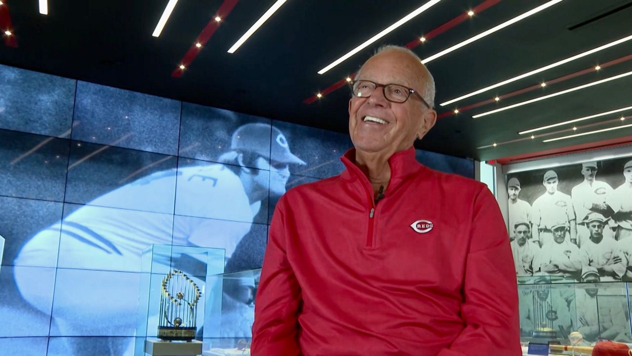Statue of iconic Reds sportscaster to be unveiled
