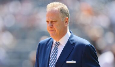 Mets supporters draw ire of Yankees voice Michael Kay