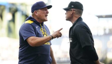 Brewers manager Pat Murphy ejected, Brewers lose to Phillies