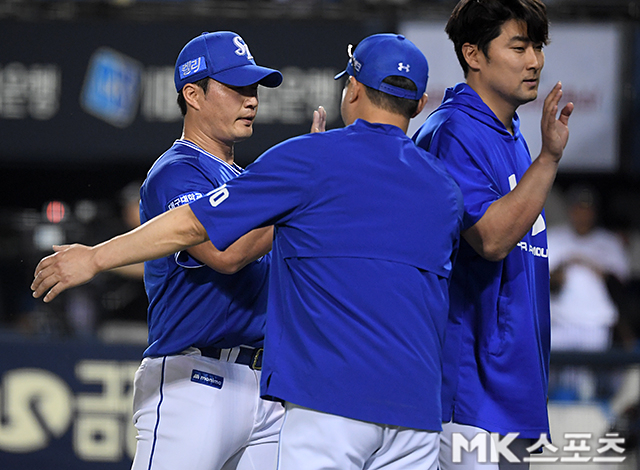 Oh Seung-hwan and Park Jin-man. Photo = Reporter Chun Jung-hwan