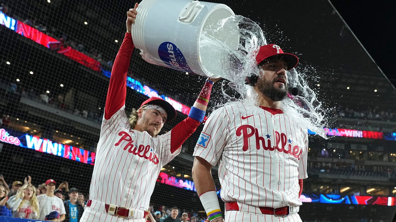 MLB insiders predict free agent deals for Tucker, Schwarber