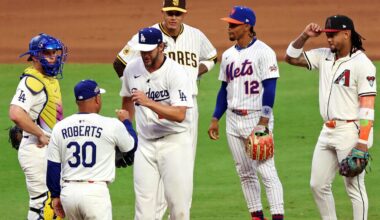 Sign my jersey! Even Clayton Kershaw's opponents want one
