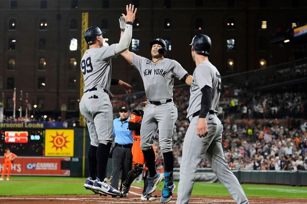 Giancarlo Stanton making Hall of Fame case with 450th homer