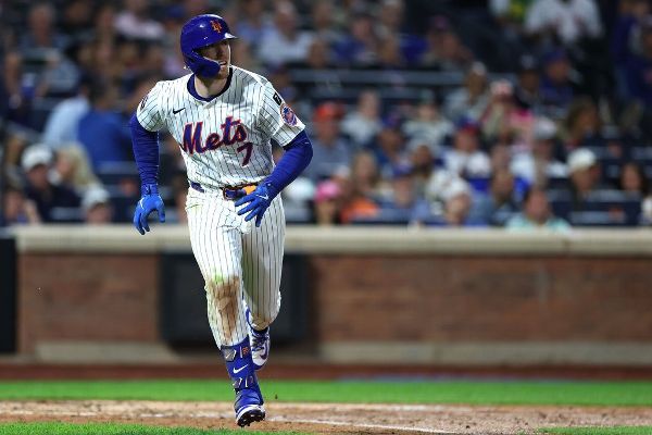 Mets place INF Brett Baty on IL with strained right oblique
