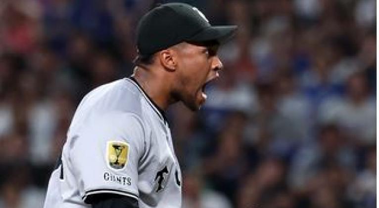 Cuban Pitcher Raidel Martinez Ties for Saves Lead in Japan