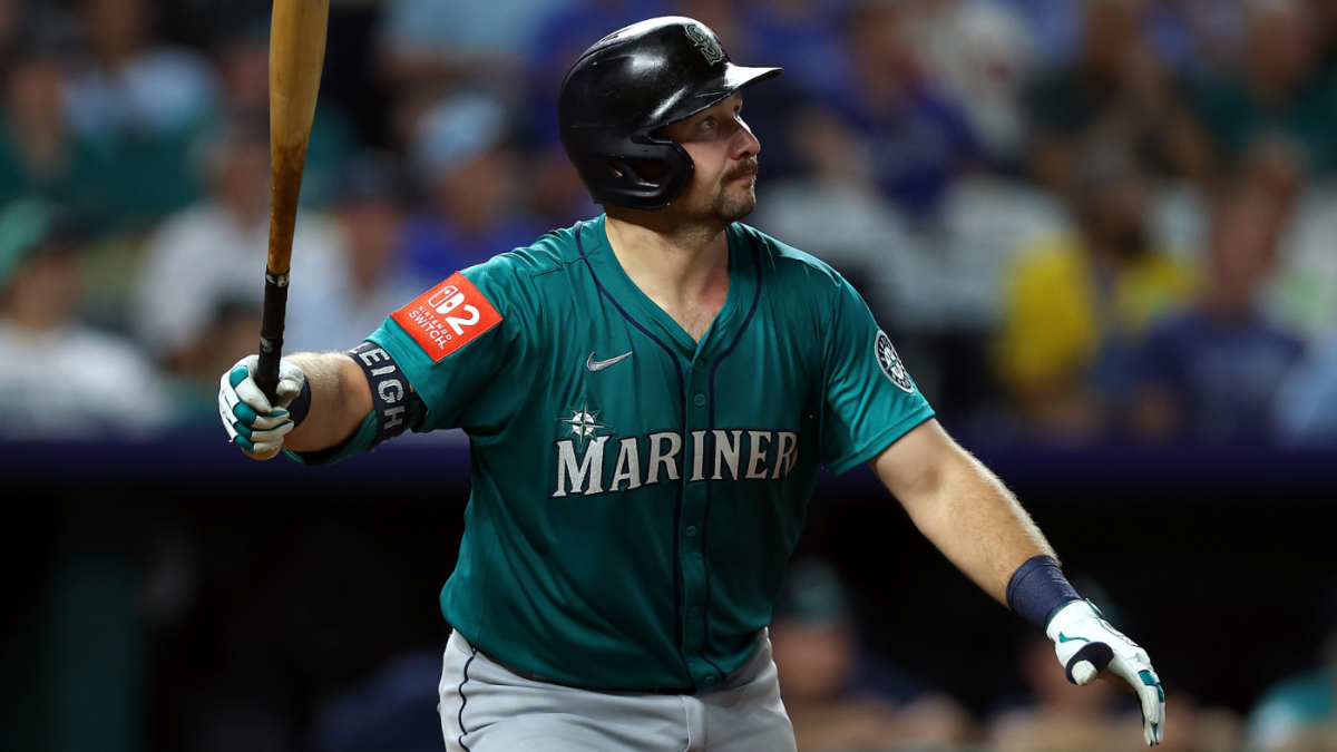 Will Cal Raleigh break Aaron Judge's home run record? Mariners slugger inches closer after two-homer night