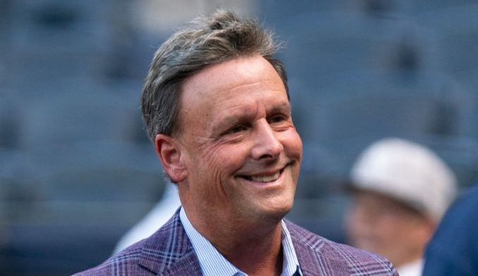 Karl Ravech prior to a regular season Sunday Night Baseball game.