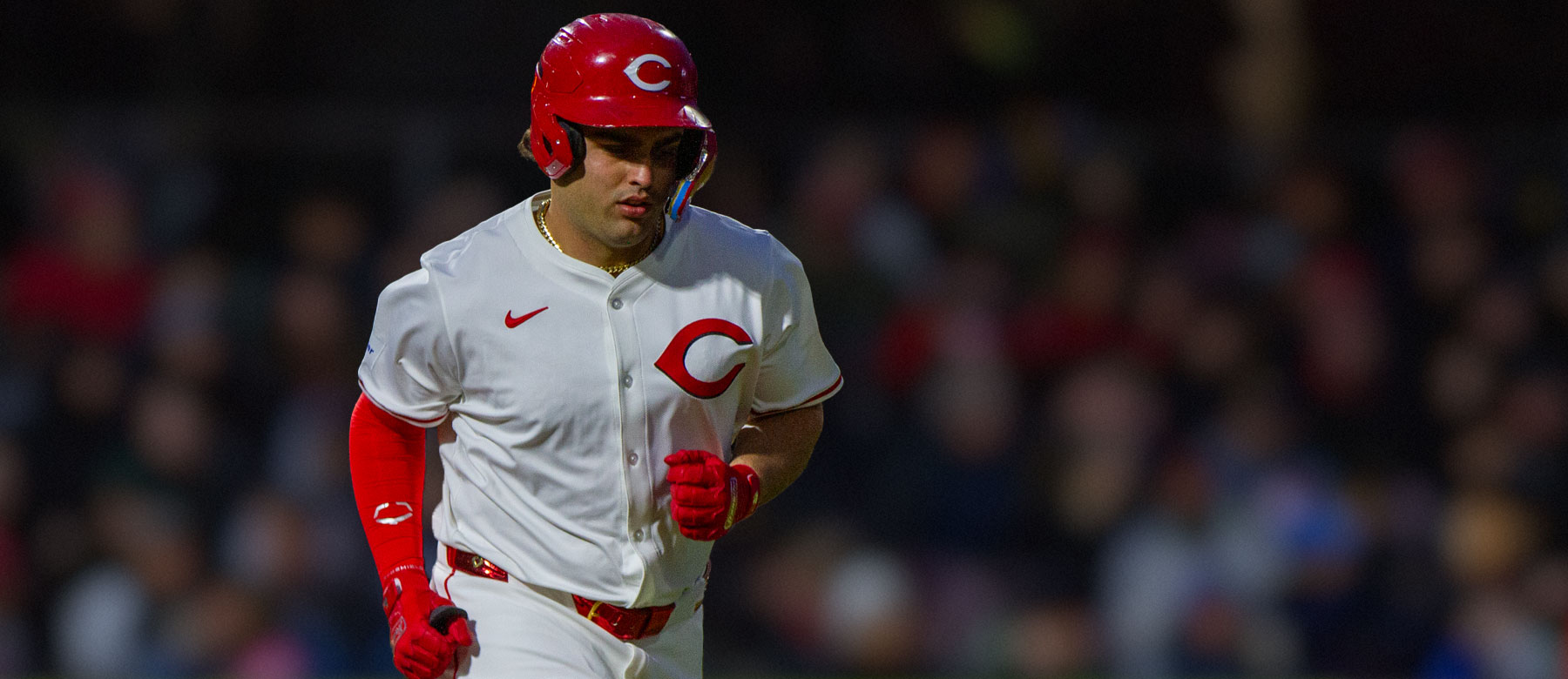 Reds top Brewers to remain in control of their playoff hopes