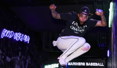 seattle mariners J.P. Crawford playoffs AL West title clinch...