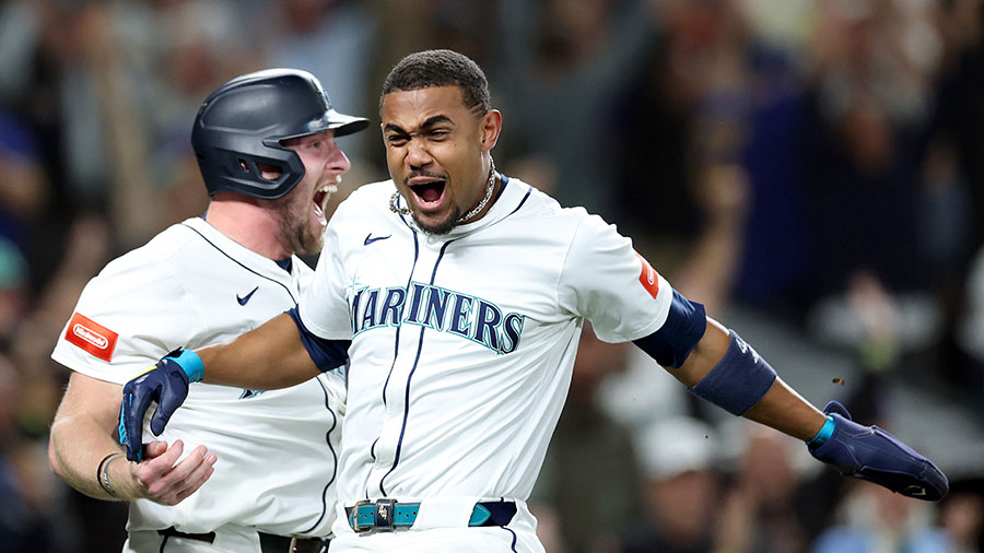 Seattle Mariners playoffs AL West clinch Luke Raley Julio Rodríguez...