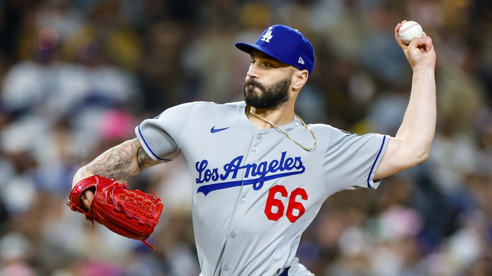 Tanner Scott booed by Dodgers fans amid latest rough outing