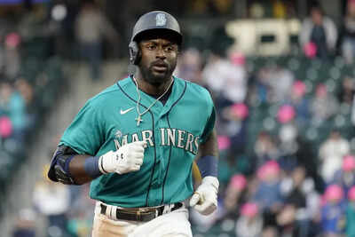 Why Taylor Trammell’s bat brought the Astros-Yankees game to a halt in dramatic ninth-inning showdown