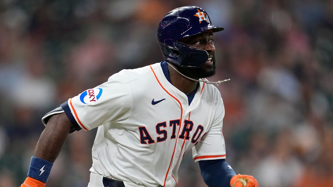 Astros' Trammell on bat being confiscated after Yankees complaint: 'It's ridiculous'