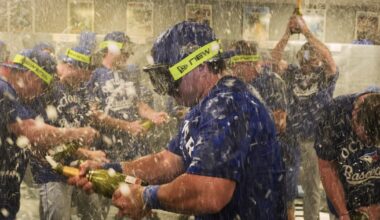Blue Jays are 1st AL team to clinch playoff spot in 8-5 win over Royals