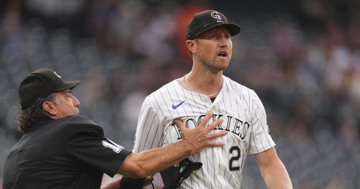 Giants third baseman Chapman appeals 1-game suspension after incident in Denver