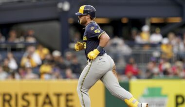 Brewers beat Pirates 4-1 Saturday night