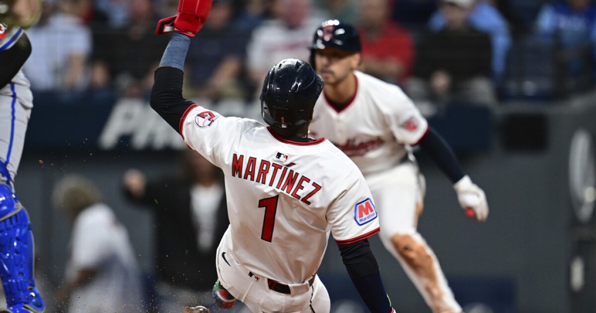 Royals rally for 4-3 win over Guardians