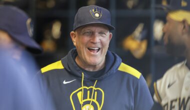 Milwaukee Brewers become first MLB team to clinch playoff spot this season