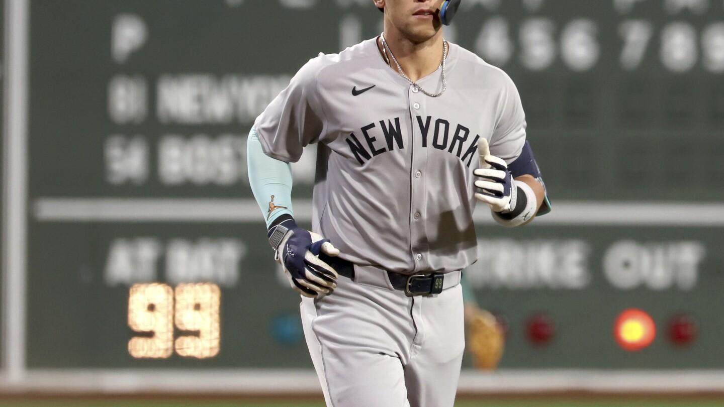 Aaron Judge passes Joe DiMaggio with his 362nd career homer