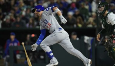 Carson Kelly becomes 1st Cubs player to hit for the cycle in 32 years