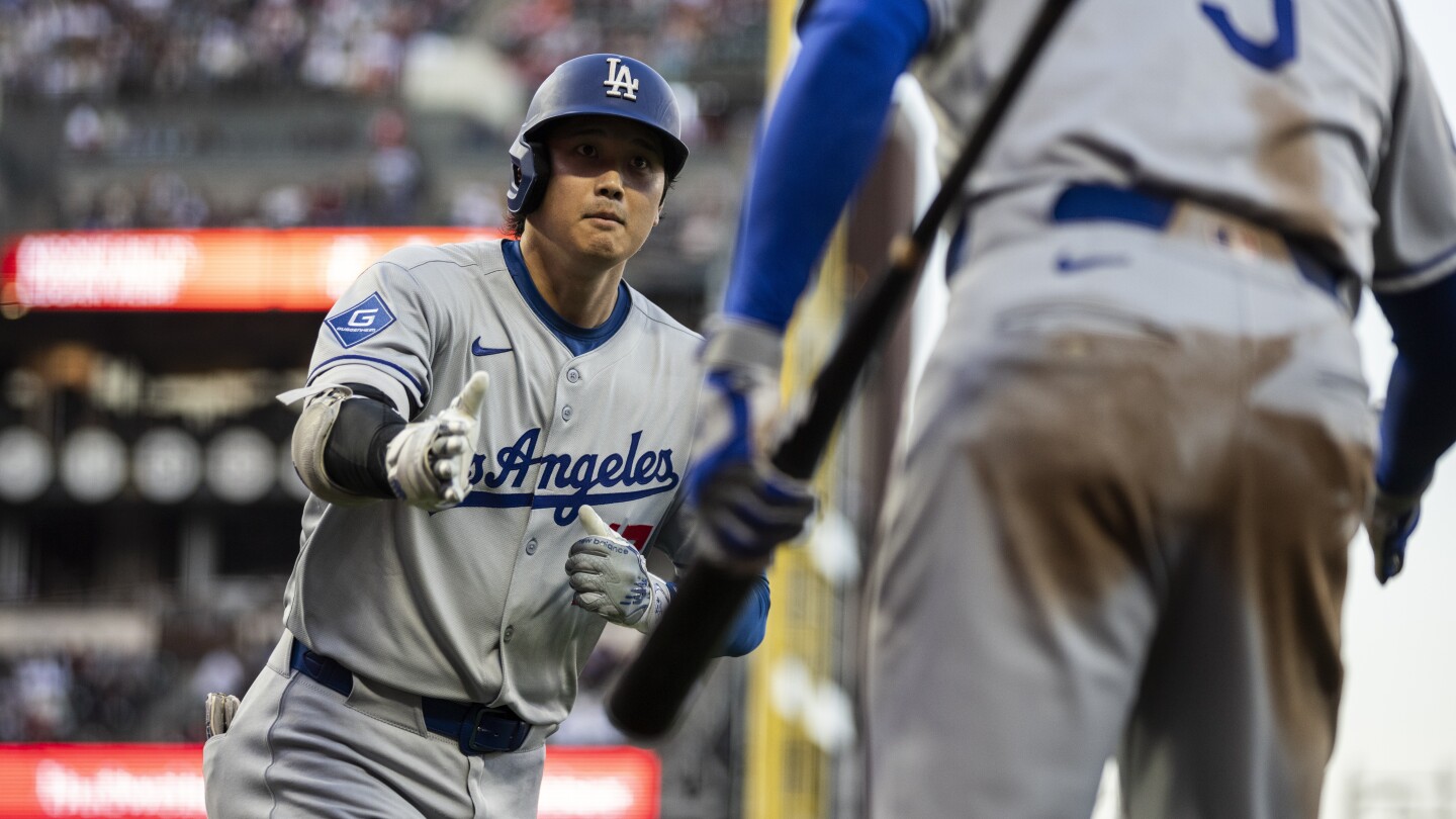 Shohei Ohtani hits 49th homer in Dodgers' win over Giants