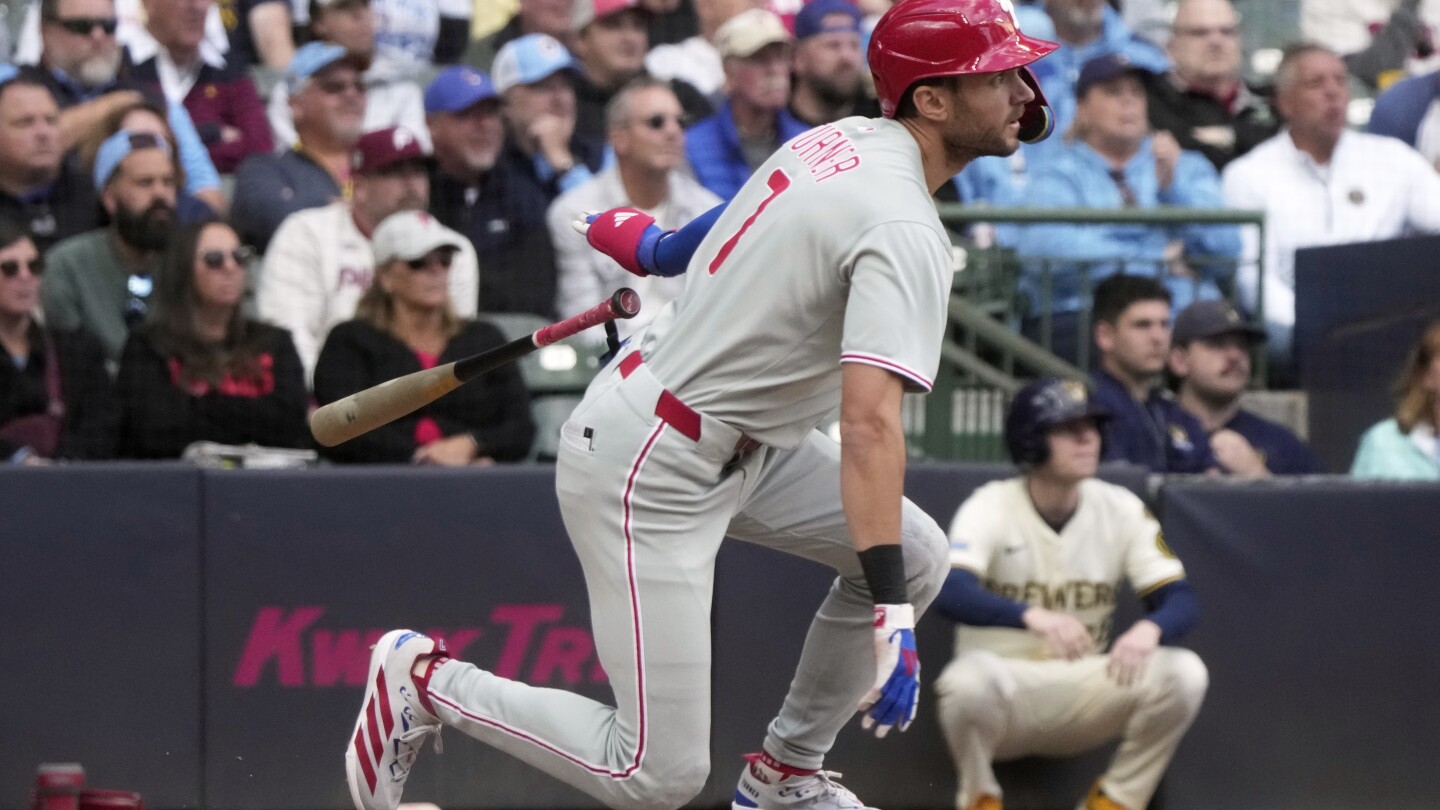 Phillies' Trea Turner will have MRI for hamstring strain