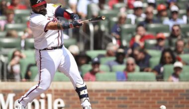 Sandy León homers in 1st start since 2023 as Braves beat Astros 8-3
