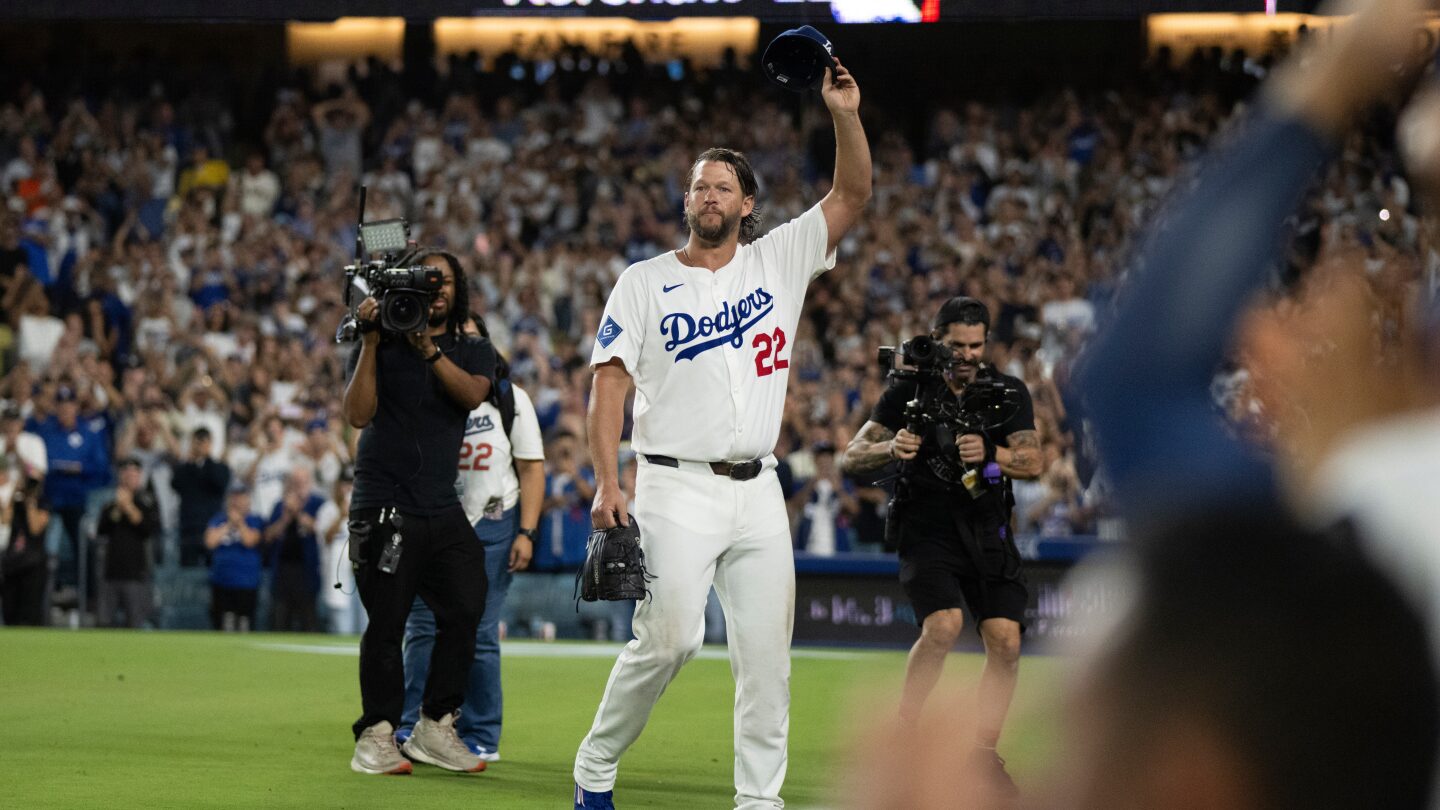 Dodgers great Clayton Kershaw pitches last regular-season home game