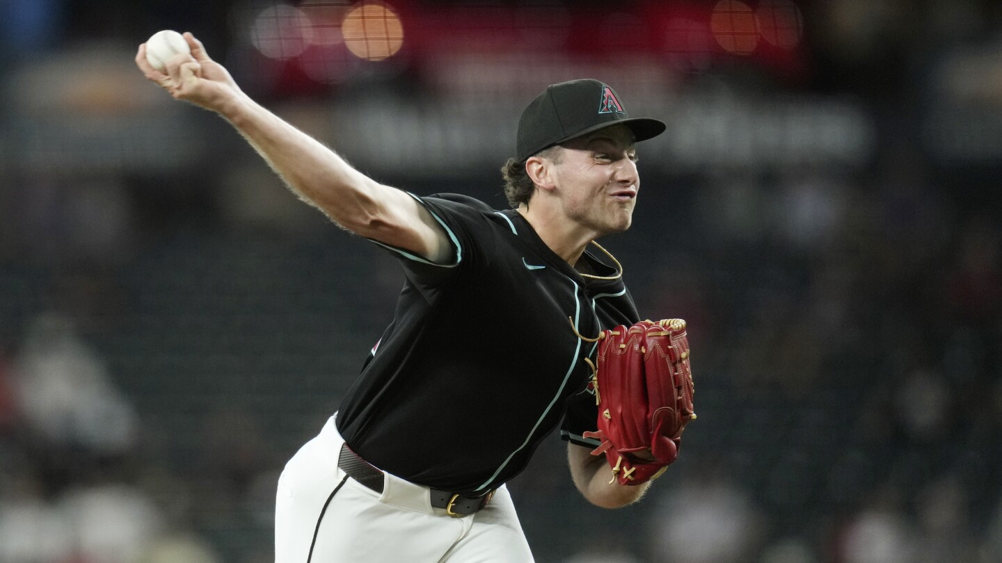 Diamondbacks lose 5-1 in 11 innings to Giants after Pfaadt's 9 innings of 1-hit ball