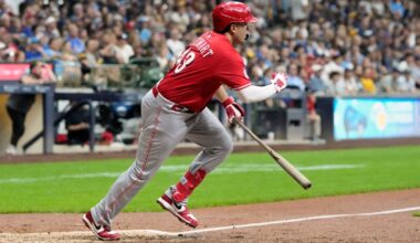 Reds beat Brewers 7-4 to move a step closer to playoffs