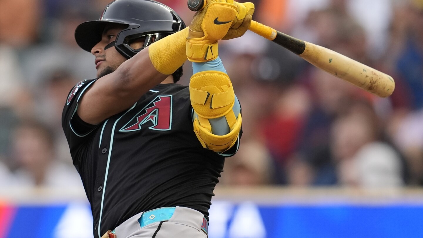 Moreno's tiebreaking single keys 3-run 10th as Diamondbacks top Twins 5-2