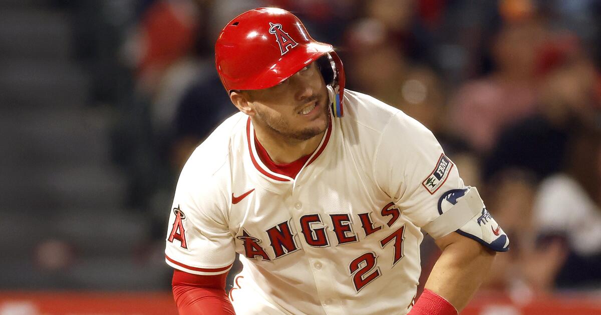 Mike Trout, Angels push Astros to brink of playoff elimination