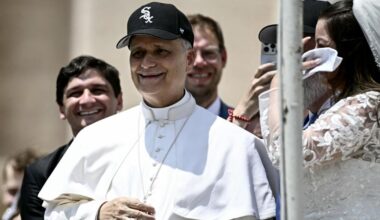 A White Sox cap at the Vatican? Chicago's Pope Leo XIV is a fan