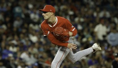 Angels struggle at the plate against red-hot Mariners in loss