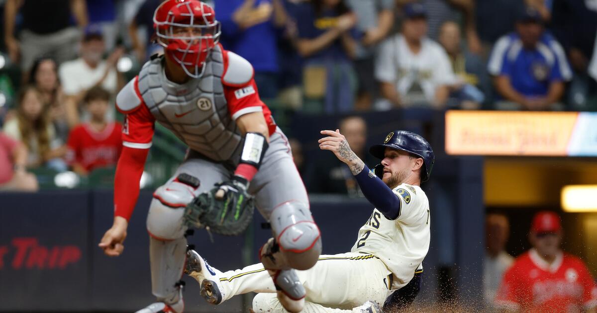 Angels fall to Brewers, ensuring their 10th consecutive losing season
