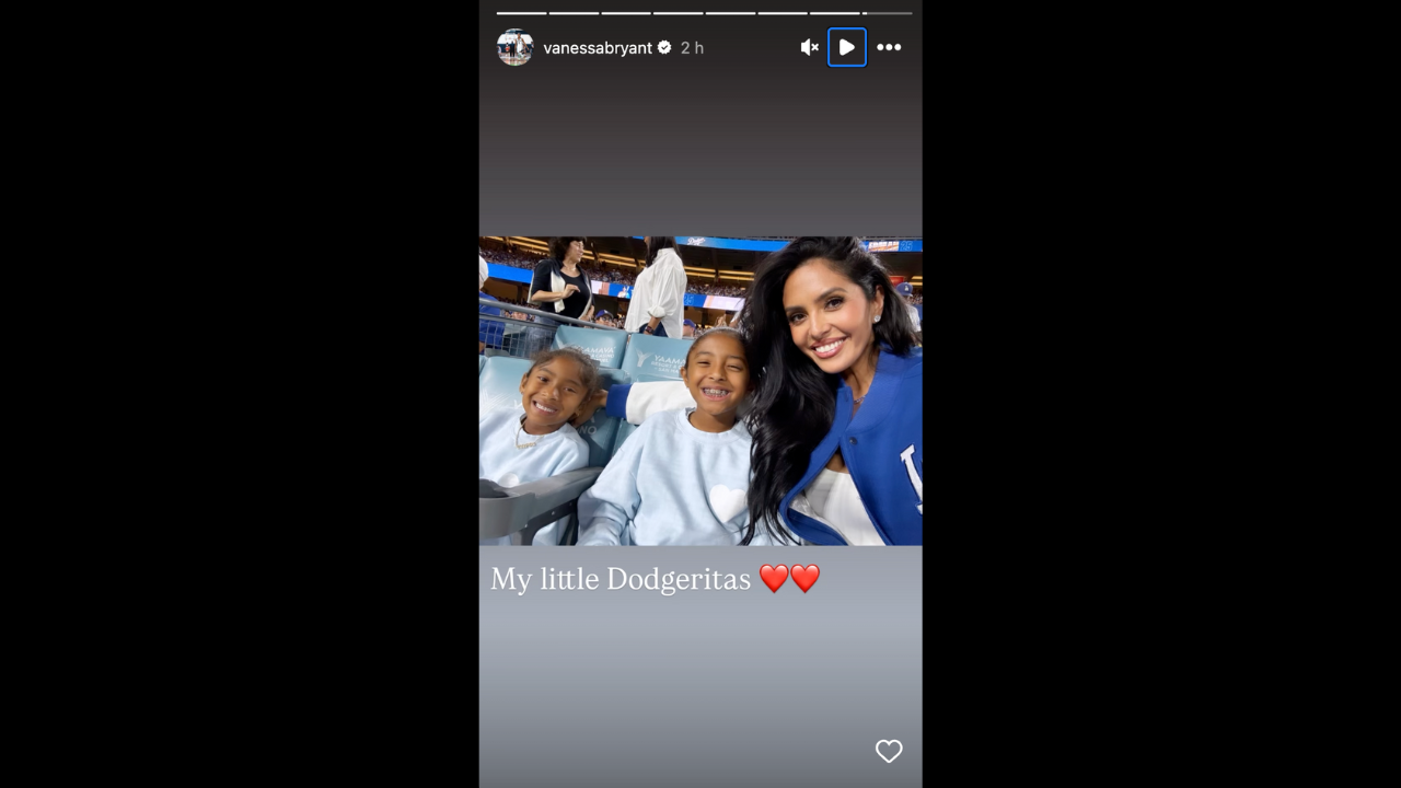 Vanessa-Bryant-attends-Los-Angeles-Dodgers-match-with-Bianka-and-Capri