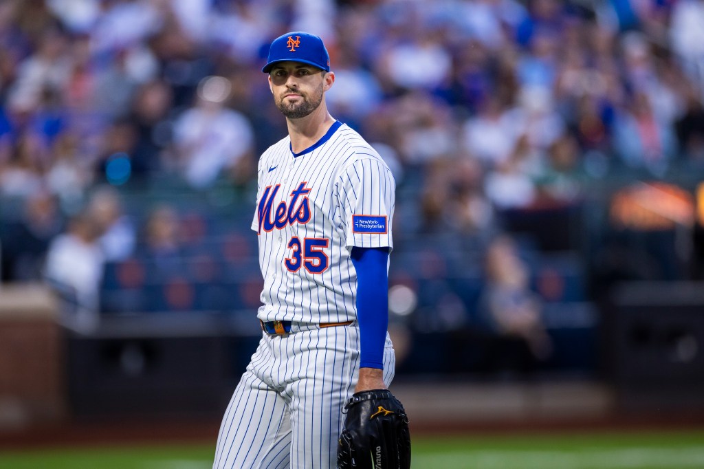 New York Mets pitcher Clay Holmes #35.