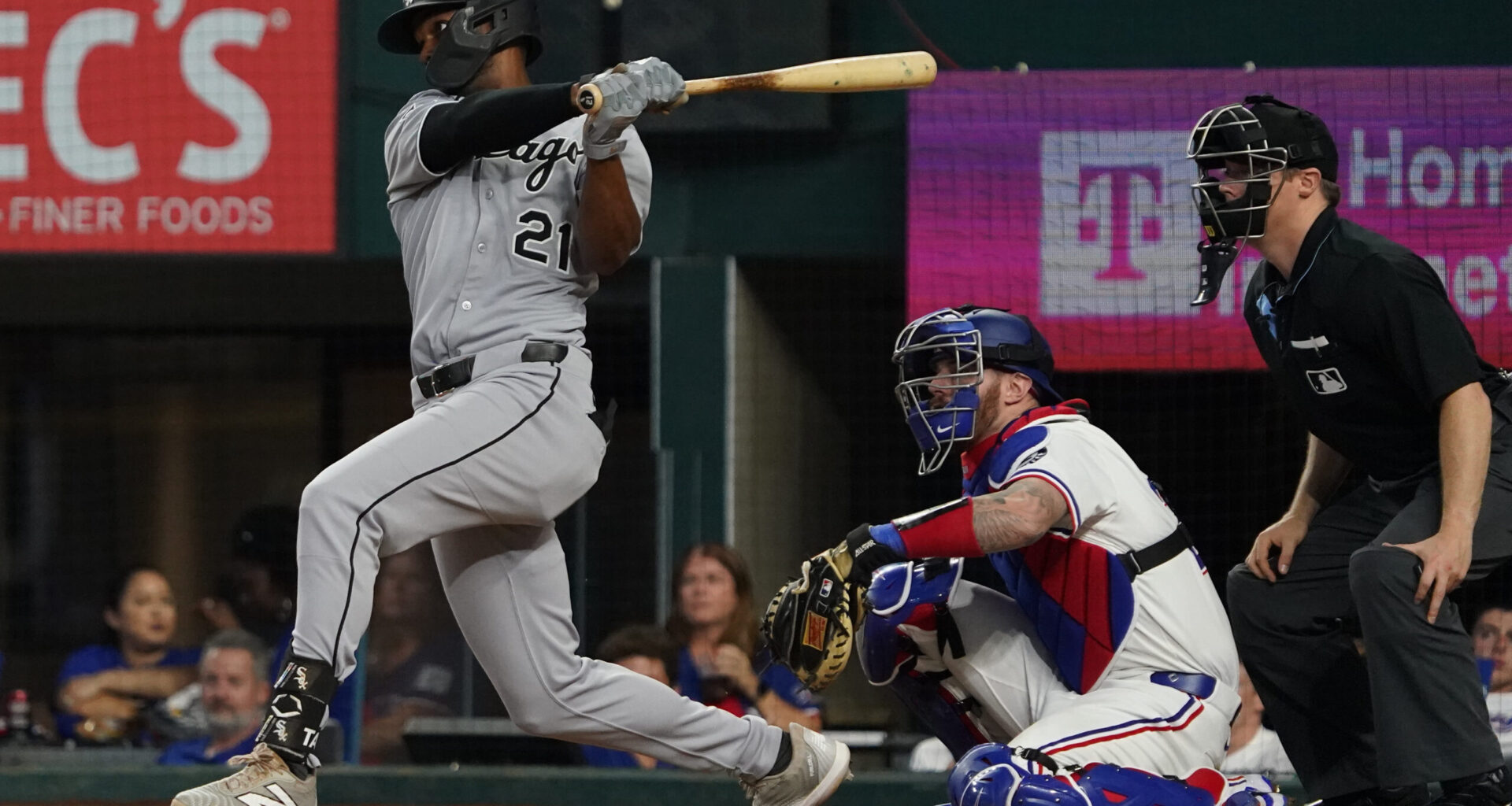 White Sox Outfielder Michael A. Taylor Announces Retirement, Plays Final Game in Washington