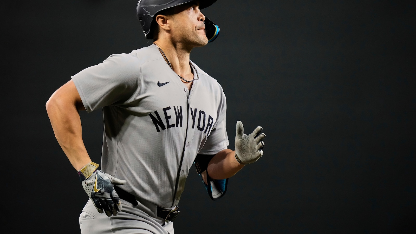 Stanton's 450th homer helps Yankees close gap in AL East and conjures Hall of Fame talk