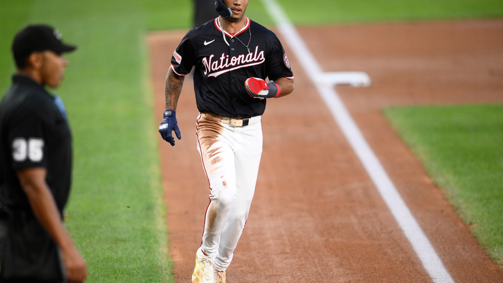 Wood hits 2-run home run as Nationals ride opposite-field hitting to 5-2 win over Marlins