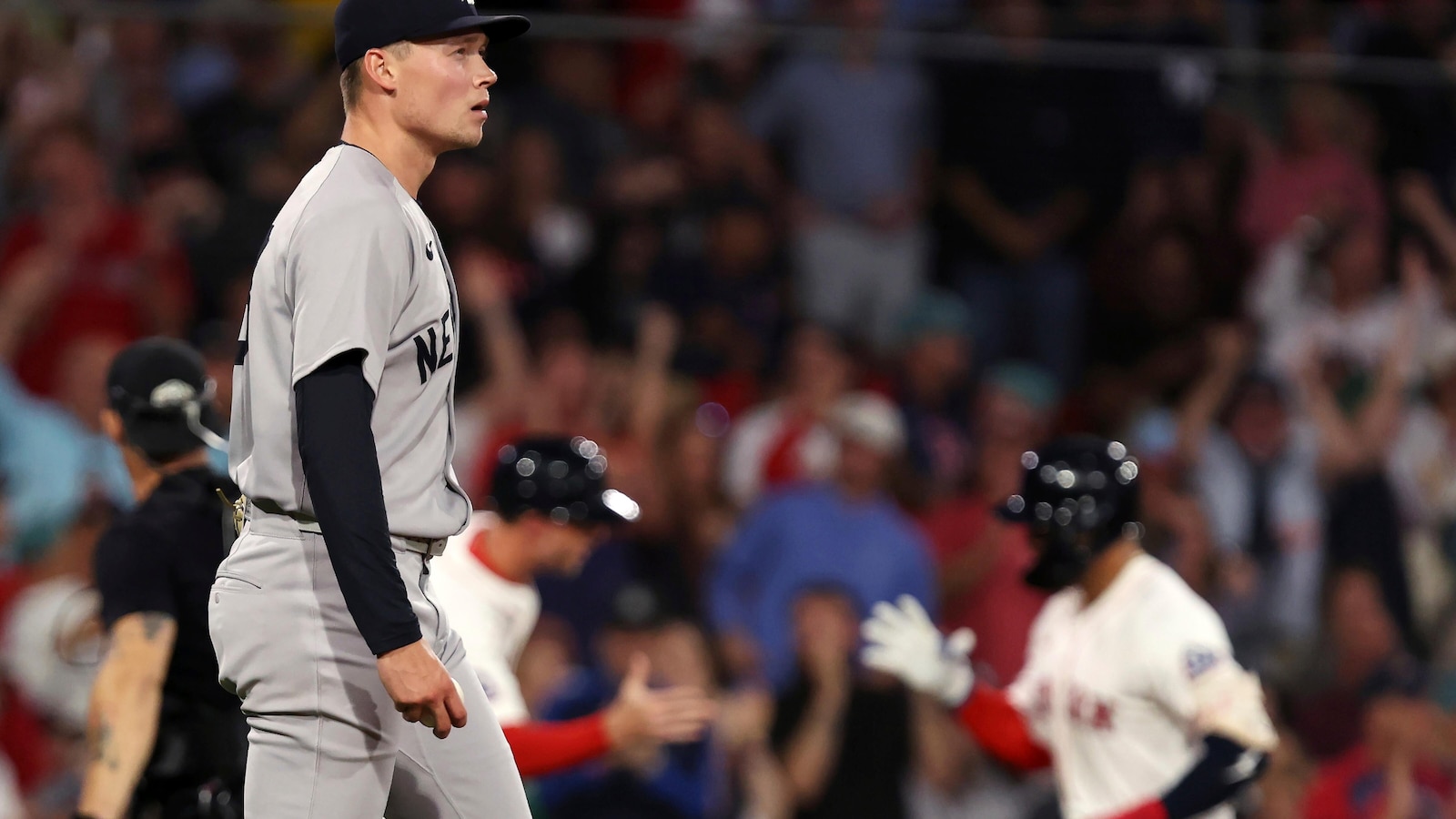 Carlos Narváez’s solo HR caps 6-run 1st, Garrett Crochet fans 12 and Red Sox hold off Yanks 6-4
