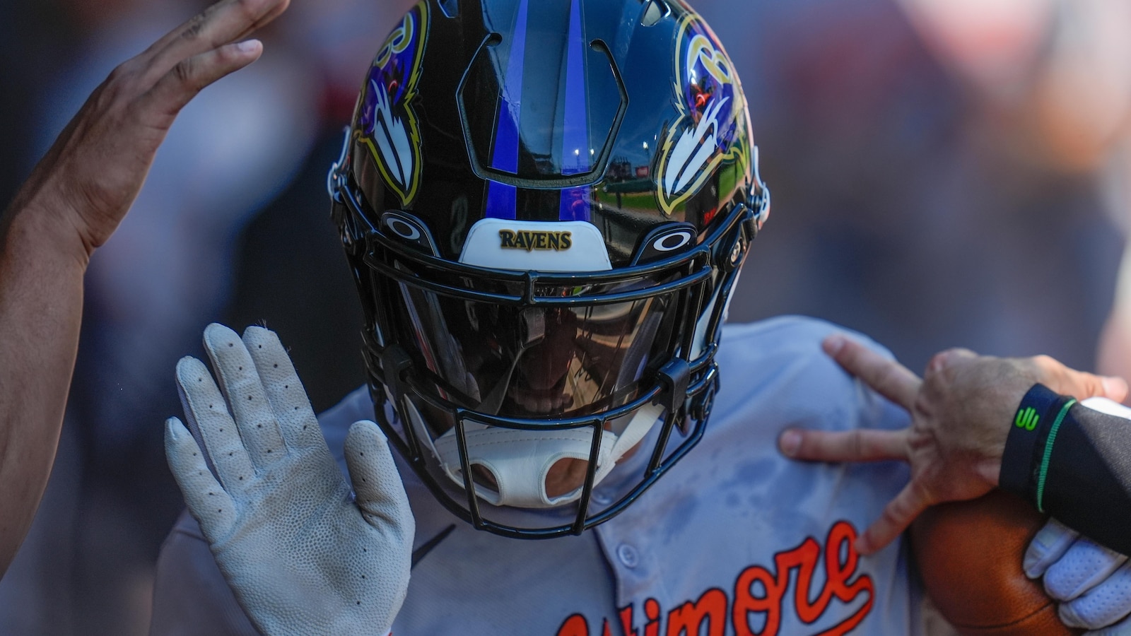 Dylan Beavers hits a 2-run homer as the Orioles beat the White Sox 3-1